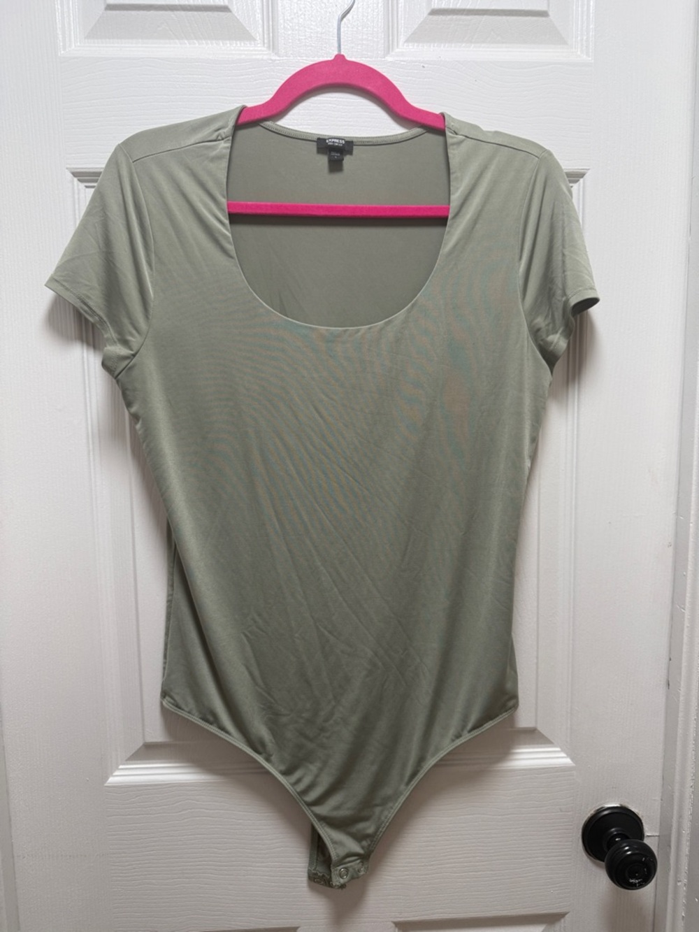 Express Scoop Neck Short Sleeve Bodysuit - Sage